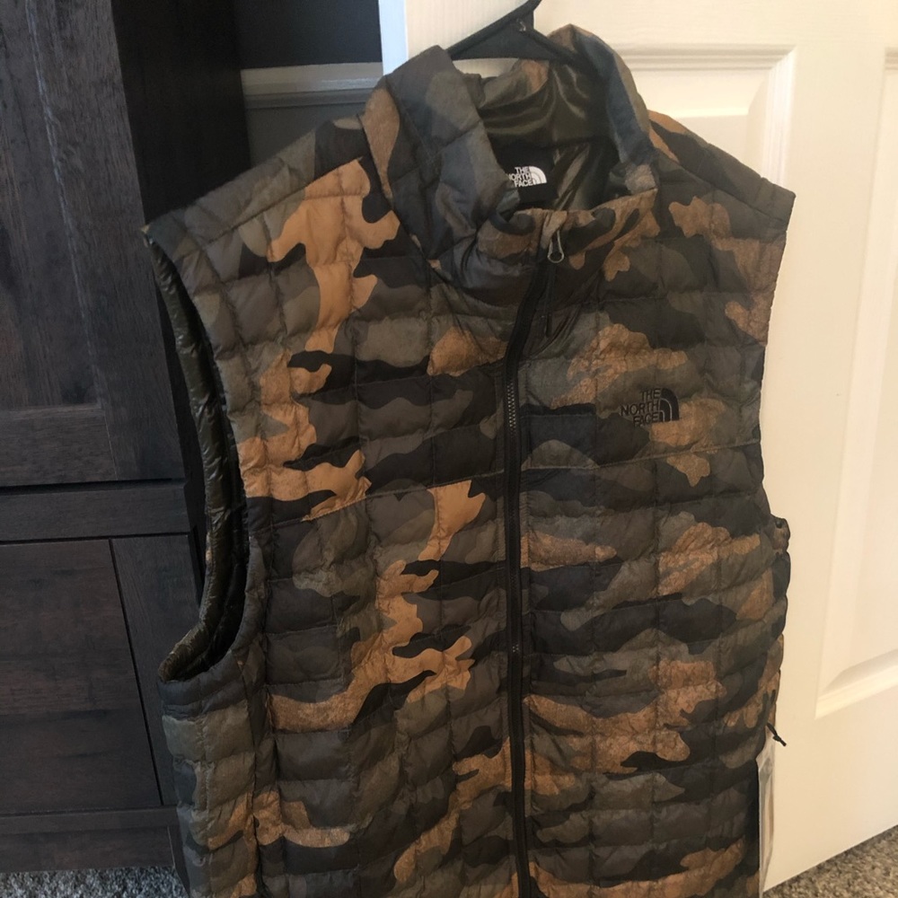 North Face camo vest